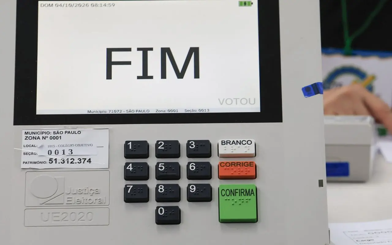 TSE registra 421 urnas substituídas nas primeiras 2 horas de votação